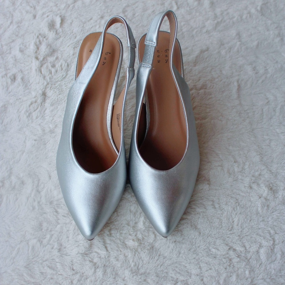 💲NWOT A new day silver ankle strapped heels 7W - Picture 2 of 5